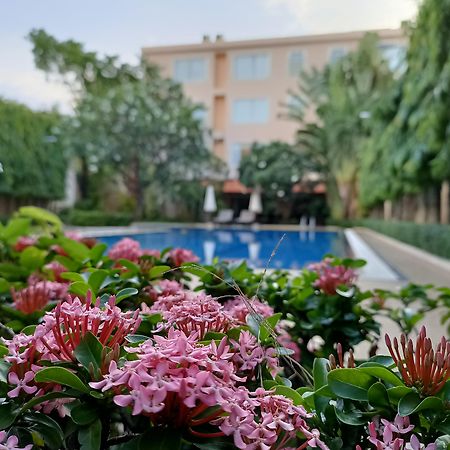 Starry Angkor Hotel Siem Reap Exterior foto